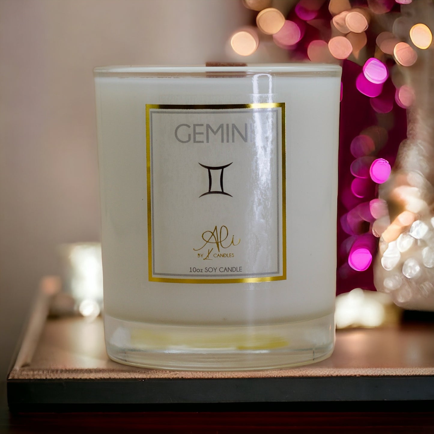 Zodiac-themed candle gift for Gemini, crackling wooden wick