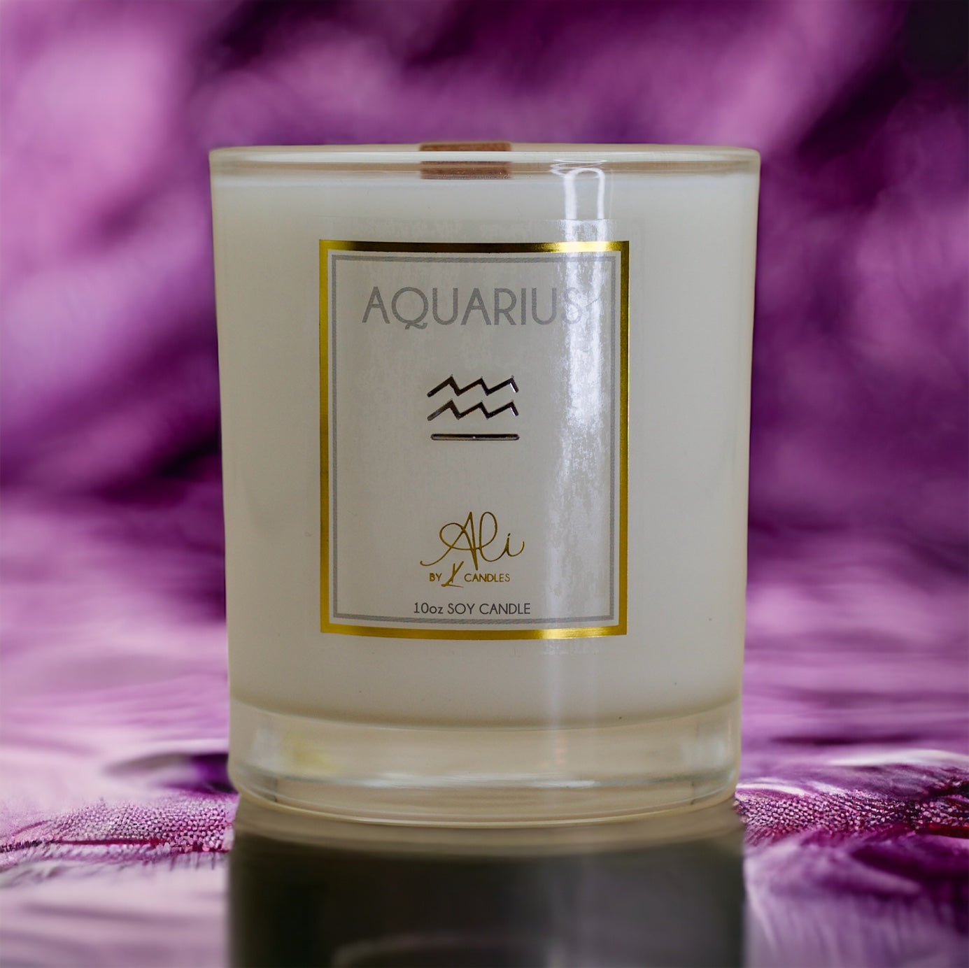 Aquarius zodiac scented soy candle with amber, sandalwood and citrus